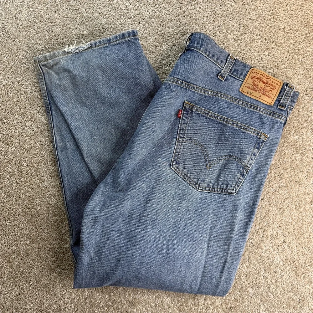 Y2K Levis 550 Jeans Mens 46x32 Light Wash Blue Denim Relaxed Tapered Pants